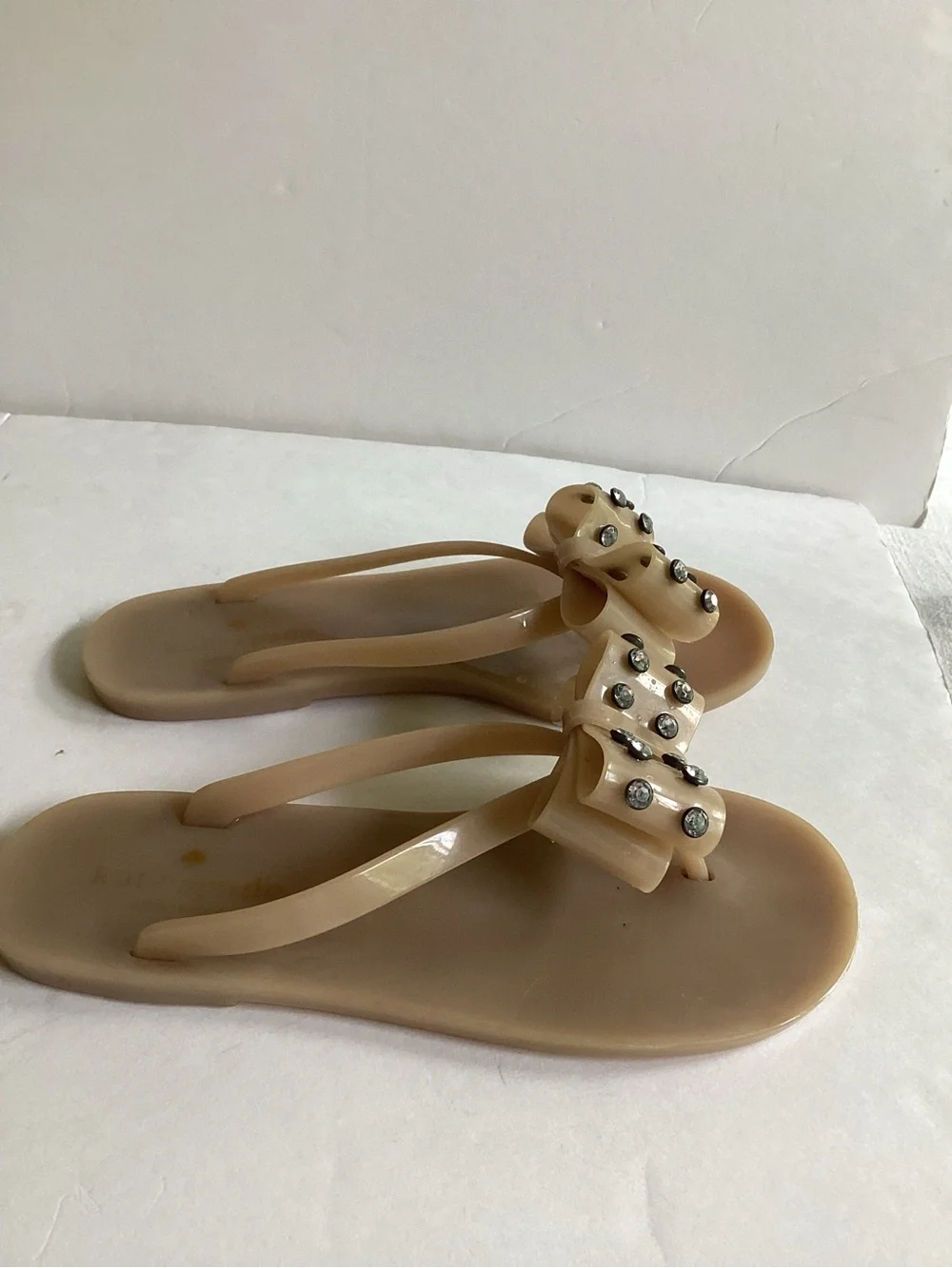 Kate Spade Jelly Bow Sandals Nude Rhinestone Studded Flip Flops Size 6